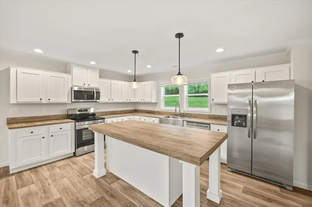 1540 Anna Maria Lane Cookeville TN 38501