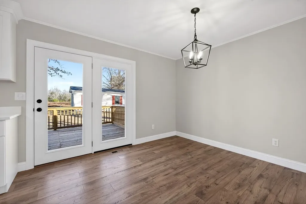 199 W Whitehall Road Cookeville TN 38501