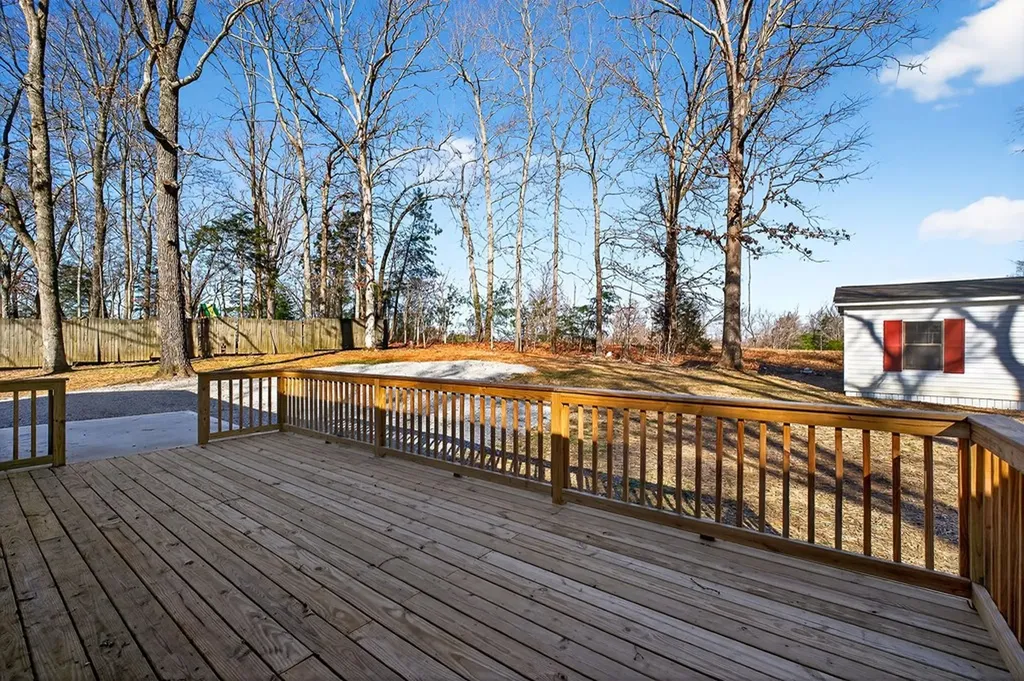 199 W Whitehall Road Cookeville TN 38501