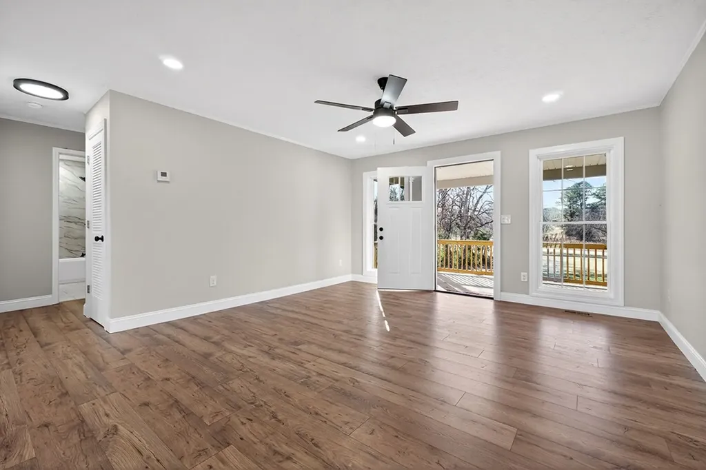 199 W Whitehall Road Cookeville TN 38501