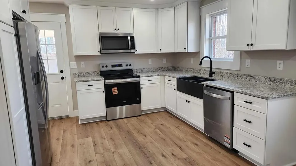 5021 Eagles Cove Road Byrdstown TN 38549