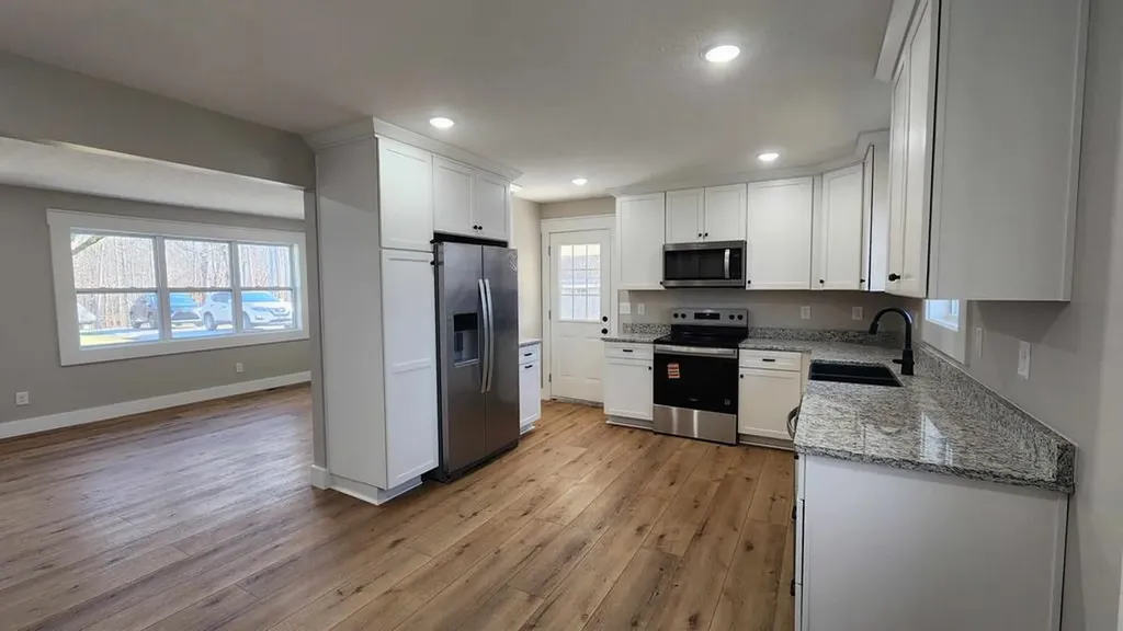 5021 Eagles Cove Road Byrdstown TN 38549