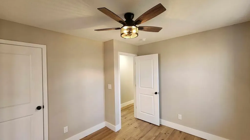 5021 Eagles Cove Road Byrdstown TN 38549