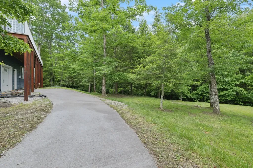 1092 Grandview Way Jamestown TN 38556