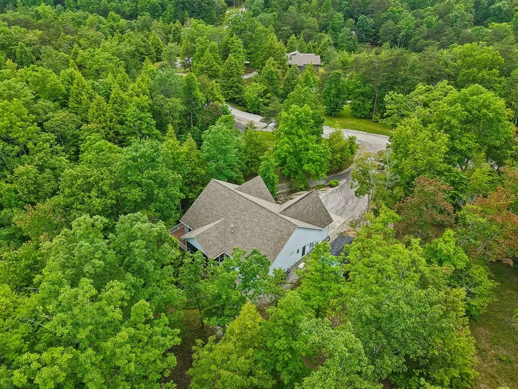 1092 Grandview Way Jamestown TN 38556