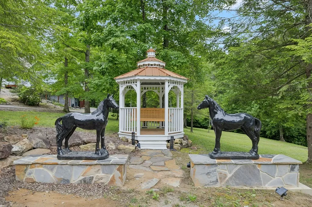 1092 Grandview Way Jamestown TN 38556