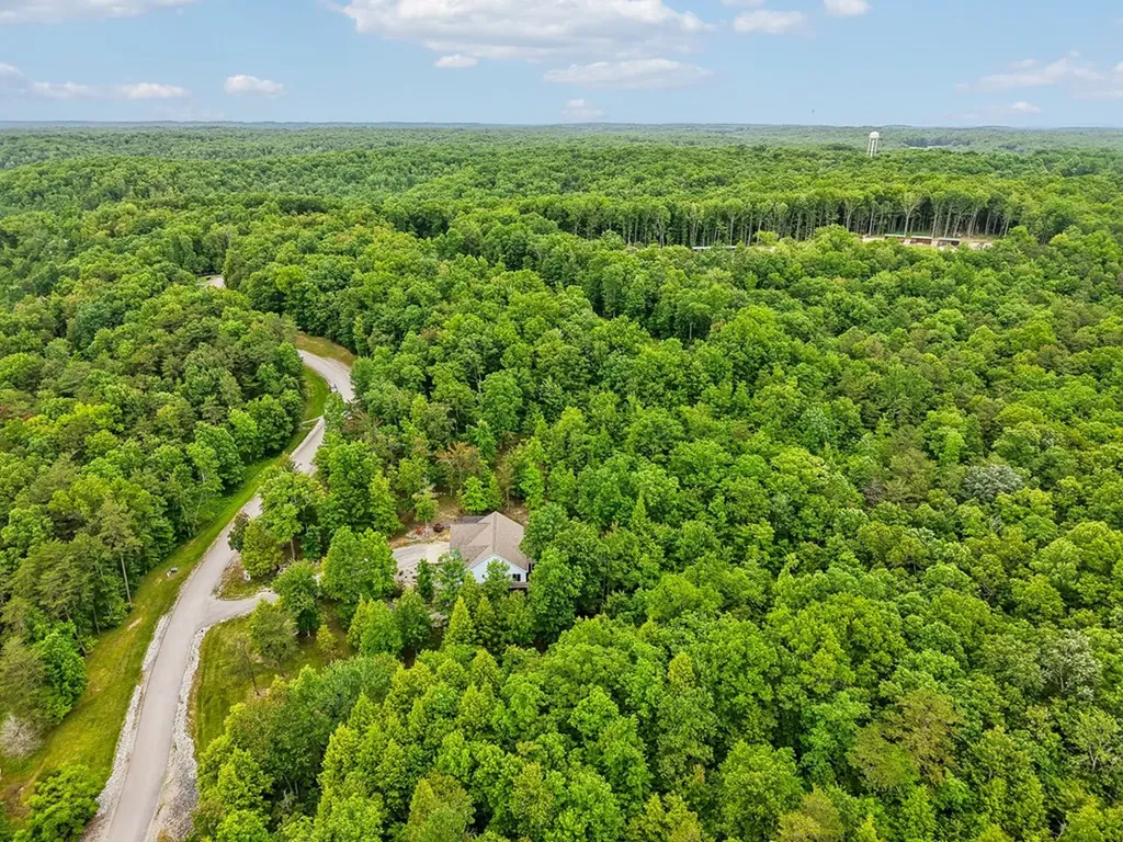 1092 Grandview Way Jamestown TN 38556