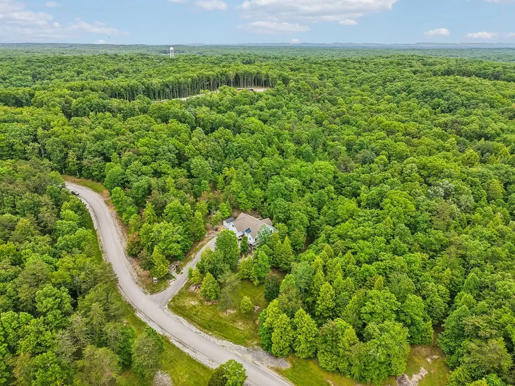 1092 Grandview Way Jamestown TN 38556