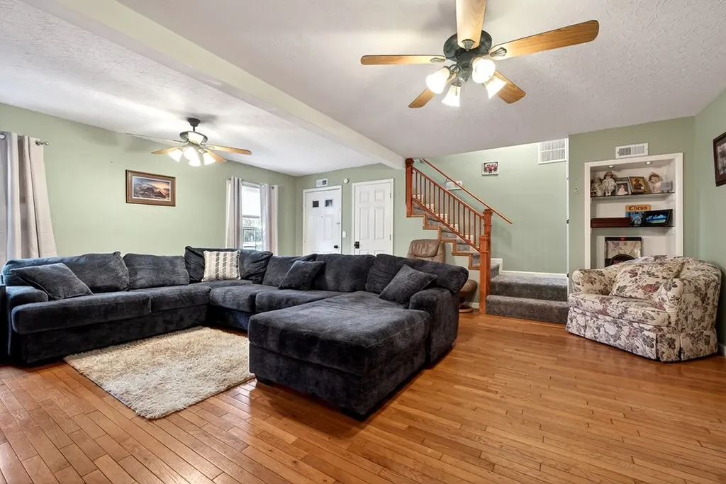 1360 Charles Street Cookeville TN 38506