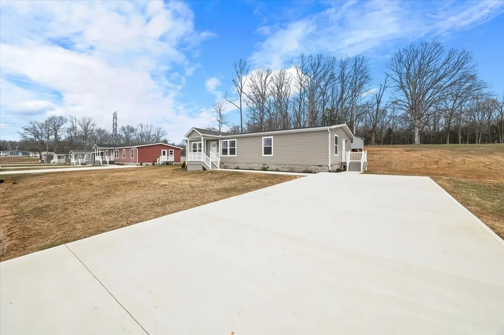 1670 Anna Maria Lane Cookeville TN 38501