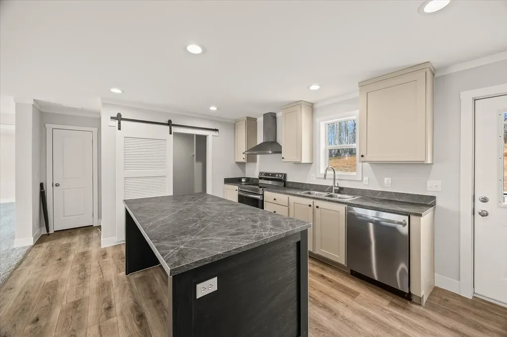 1670 Anna Maria Lane Cookeville TN 38501