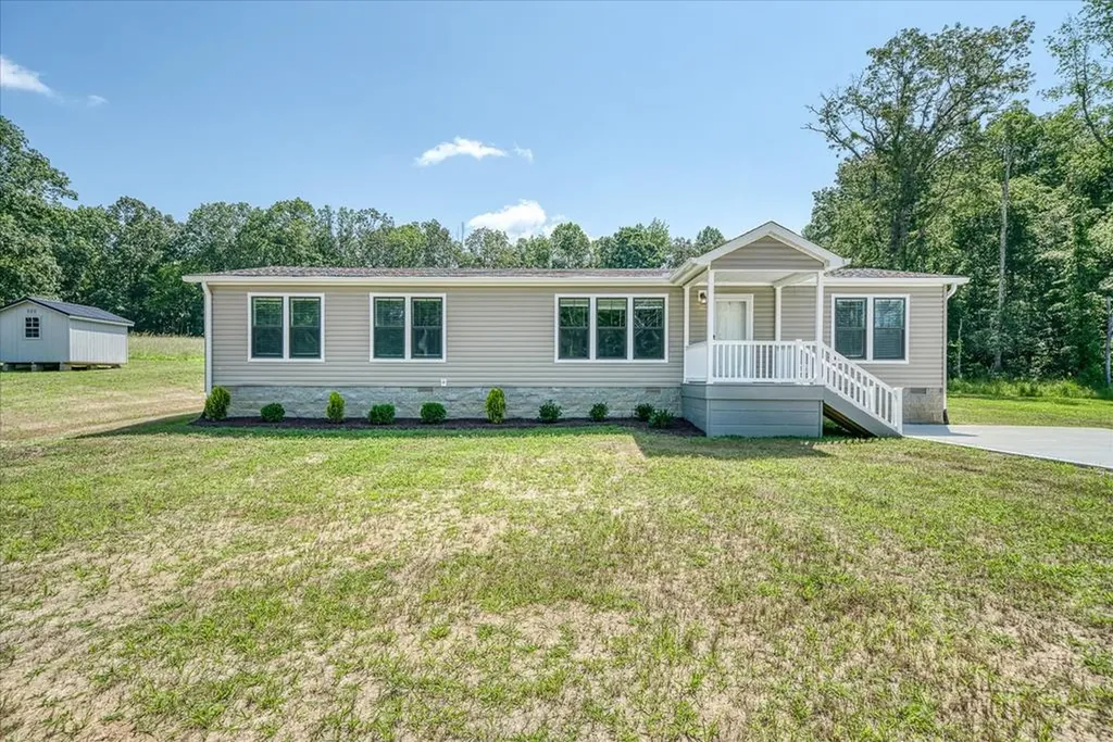 1740 Anna Maria Lane Cookeville TN 38501