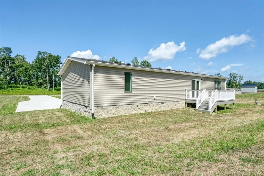 1740 Anna Maria Lane Cookeville TN 38501