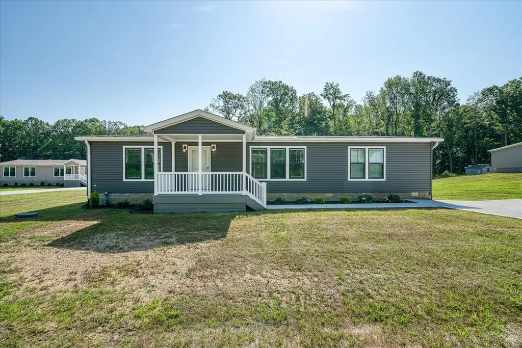 1760 Anna Maria Lane Cookeville TN 38501