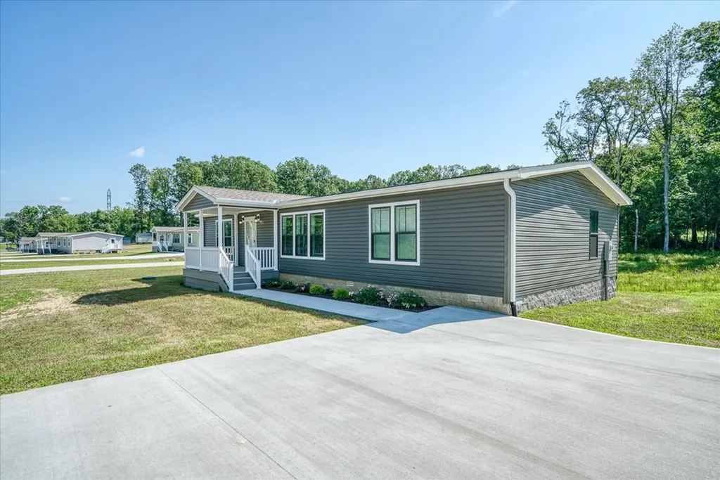 1760 Anna Maria Lane Cookeville TN 38501