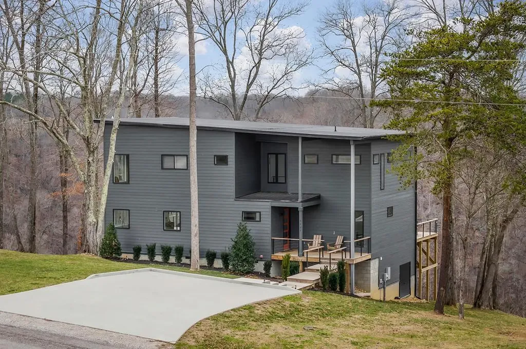 1171 W Hutchins Bend Road Sparta TN 38583