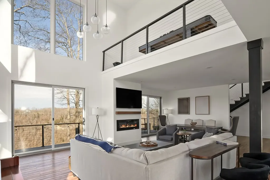 1171 W Hutchins Bend Road Sparta TN 38583