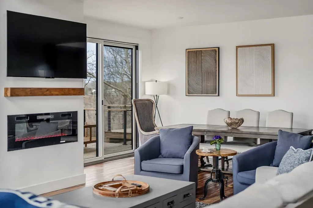 1171 W Hutchins Bend Road Sparta TN 38583