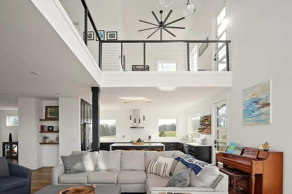 1171 W Hutchins Bend Road Sparta TN 38583