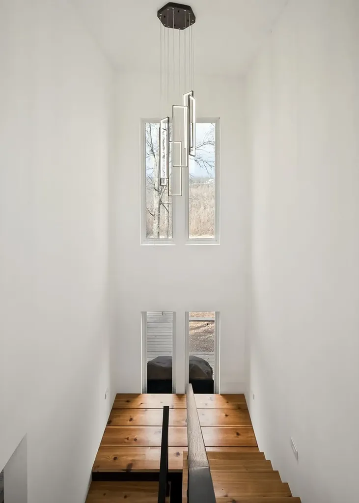 1171 W Hutchins Bend Road Sparta TN 38583