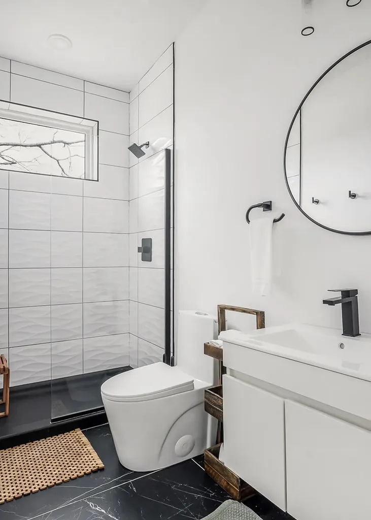 1171 W Hutchins Bend Road Sparta TN 38583