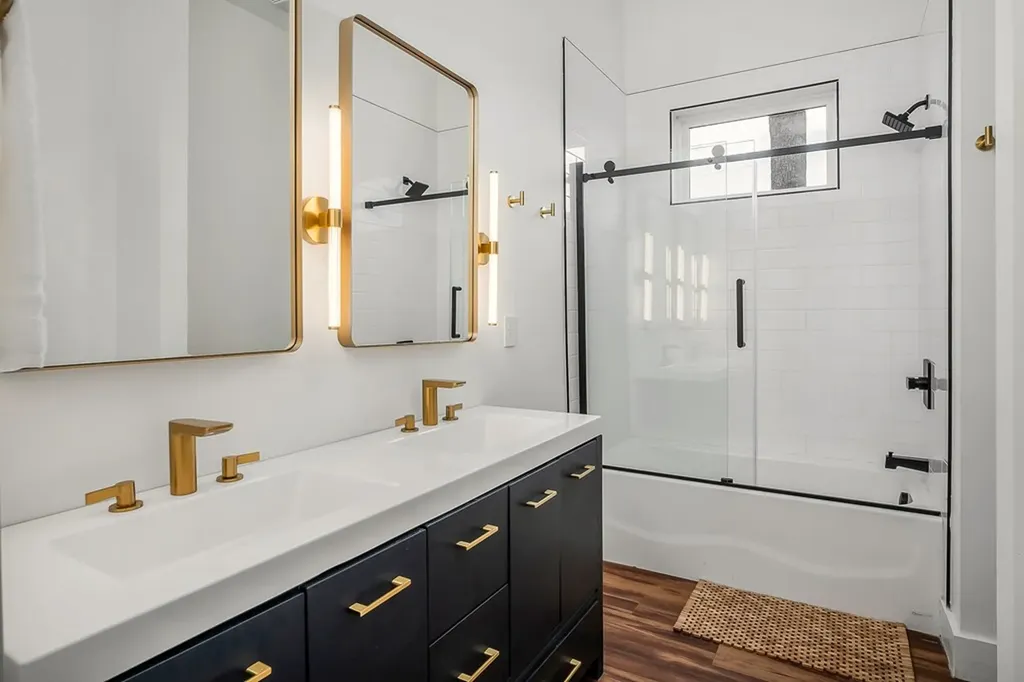 1171 W Hutchins Bend Road Sparta TN 38583