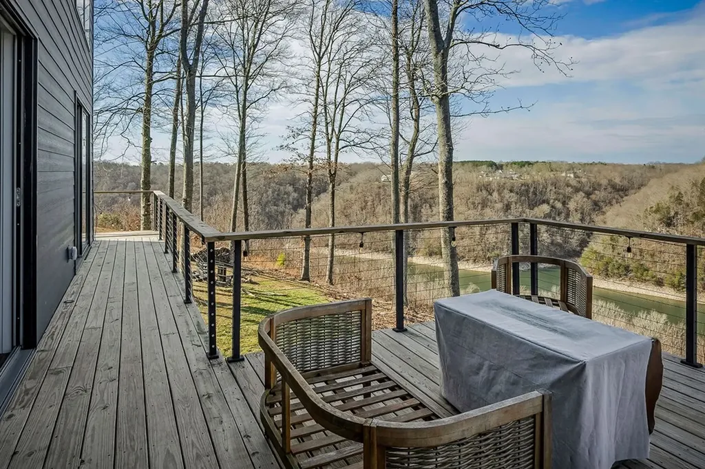 1171 W Hutchins Bend Road Sparta TN 38583