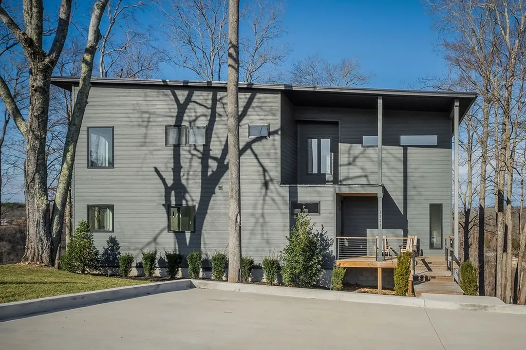 1171 W Hutchins Bend Road Sparta TN 38583