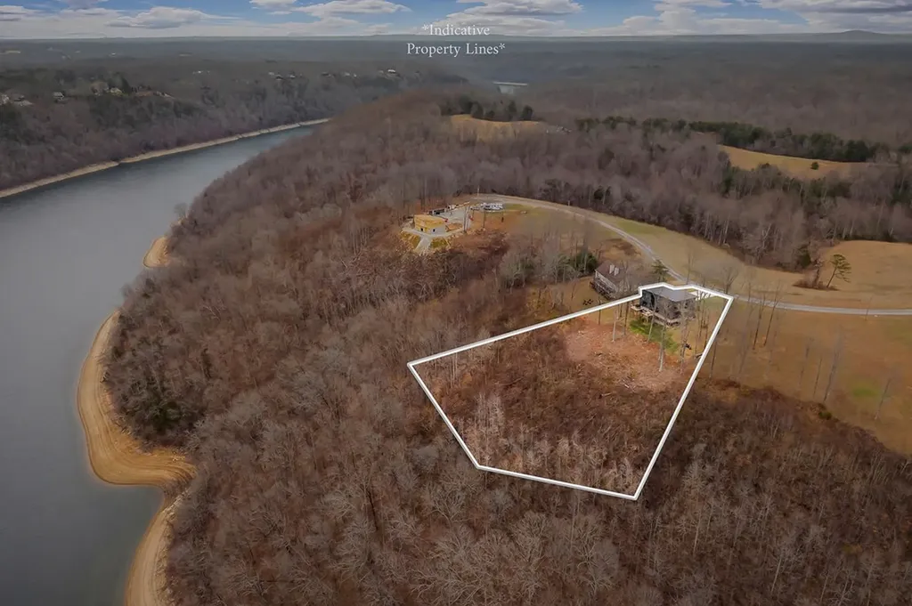 1171 W Hutchins Bend Road Sparta TN 38583