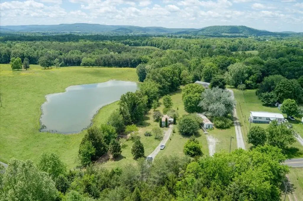 280 Bone Cave Road Rock Island TN 38581