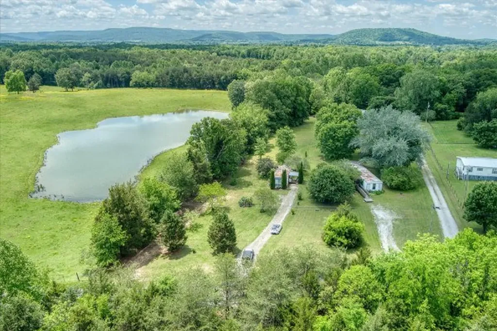 280 Bone Cave Road Rock Island TN 38581