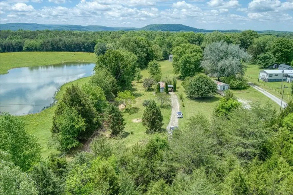 280 Bone Cave Road Rock Island TN 38581