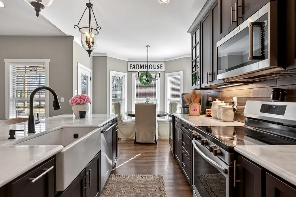 6081 Buck Mountain Road Cookeville TN 38506