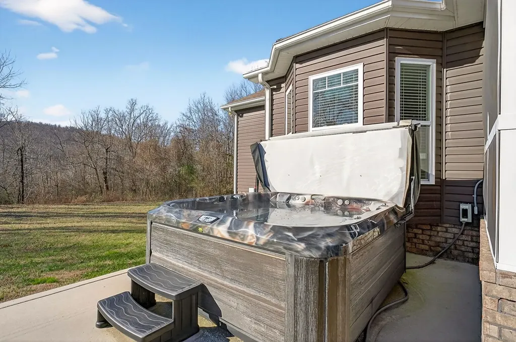 6081 Buck Mountain Road Cookeville TN 38506