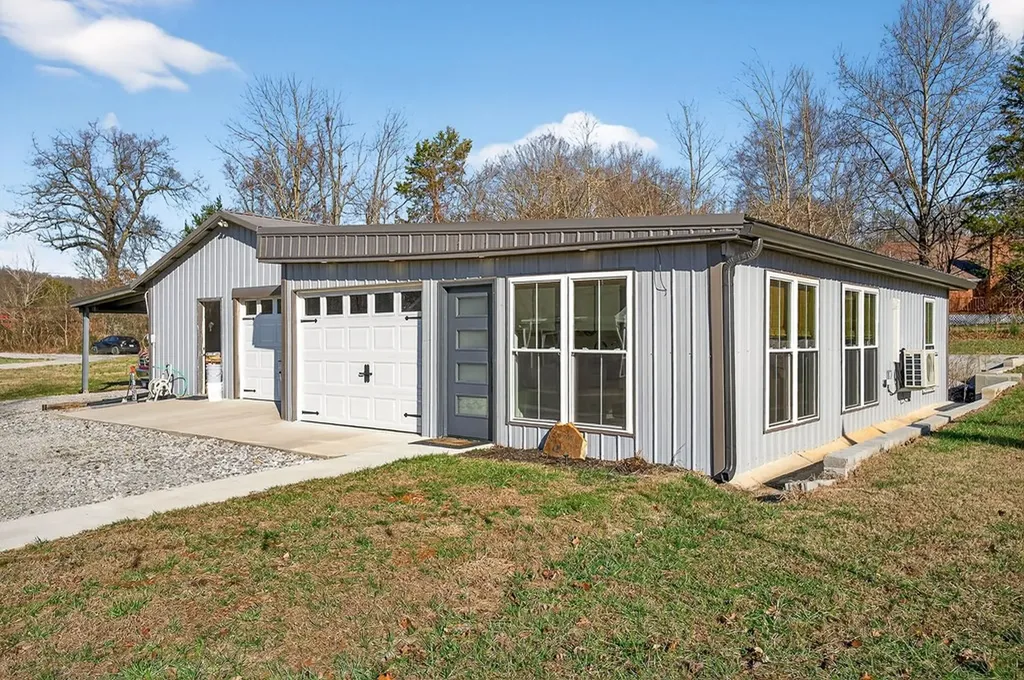 6081 Buck Mountain Road Cookeville TN 38506