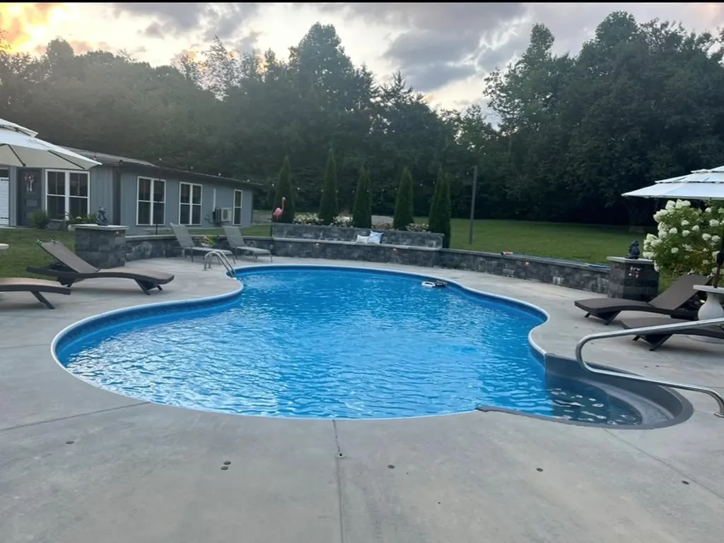 6081 Buck Mountain Road Cookeville TN 38506