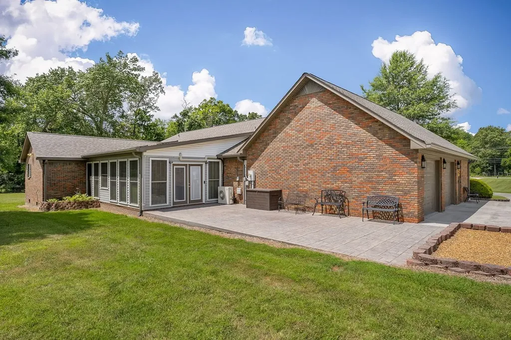 3579 Hilham Road Cookeville TN 38506