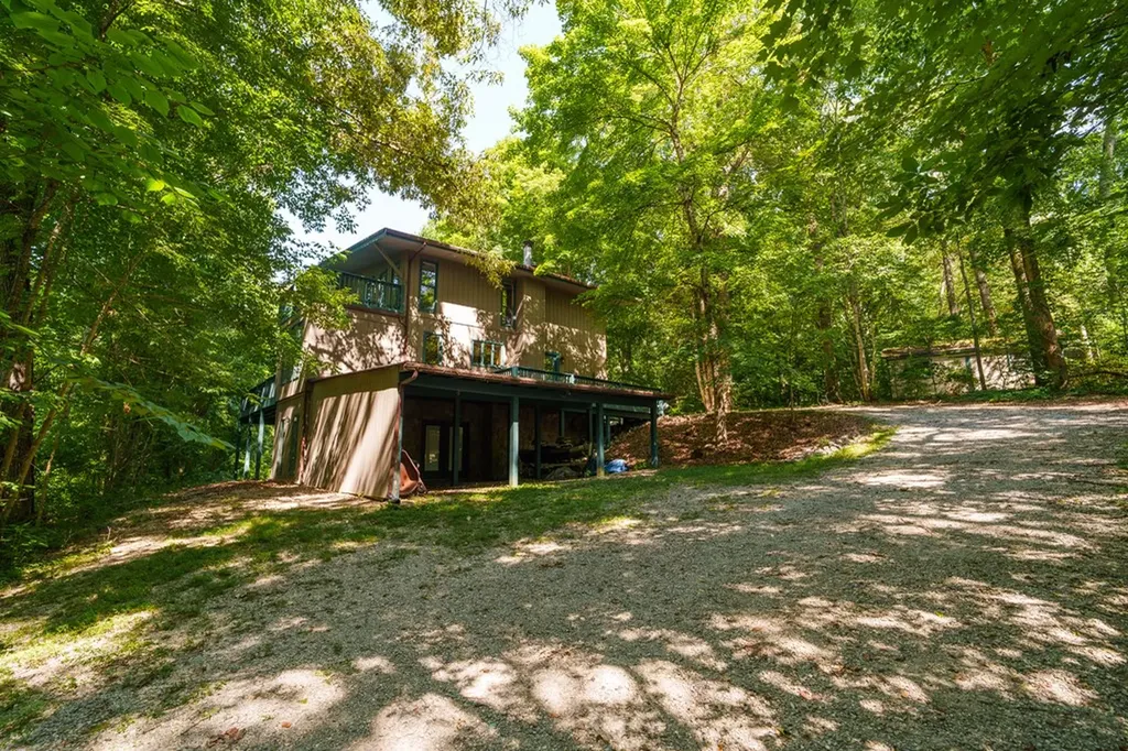 2400 Burgess Falls Road Cookeville TN 38506