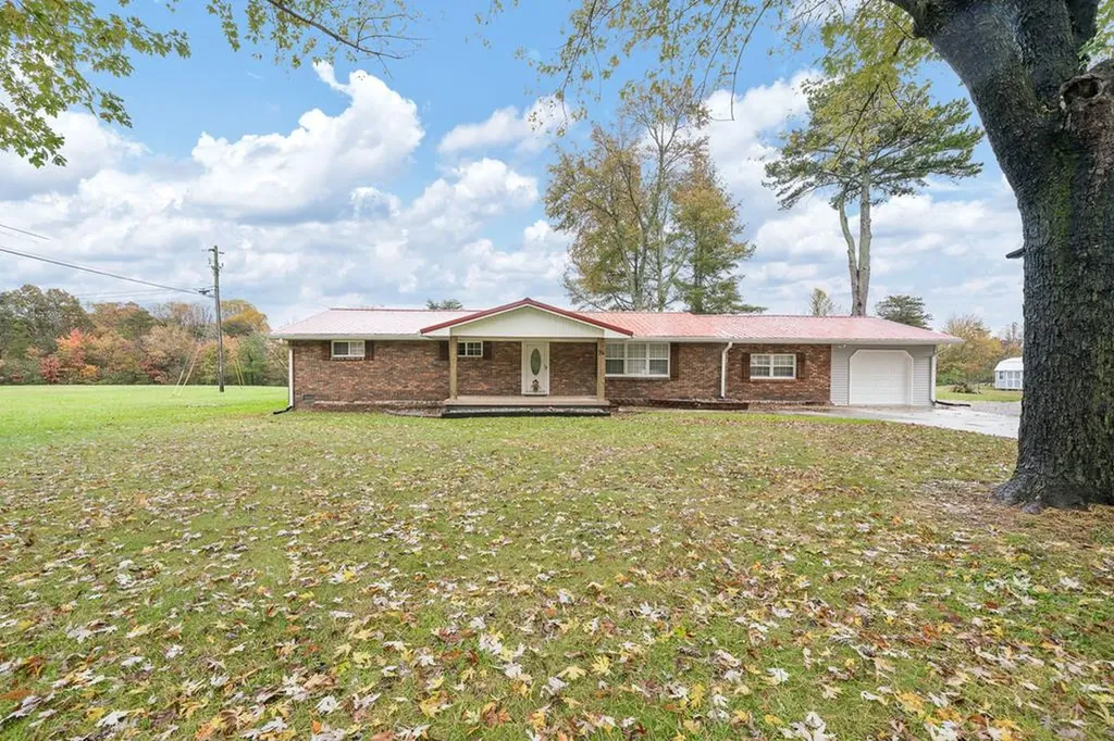 74 Farmer Road Crossville TN 38571