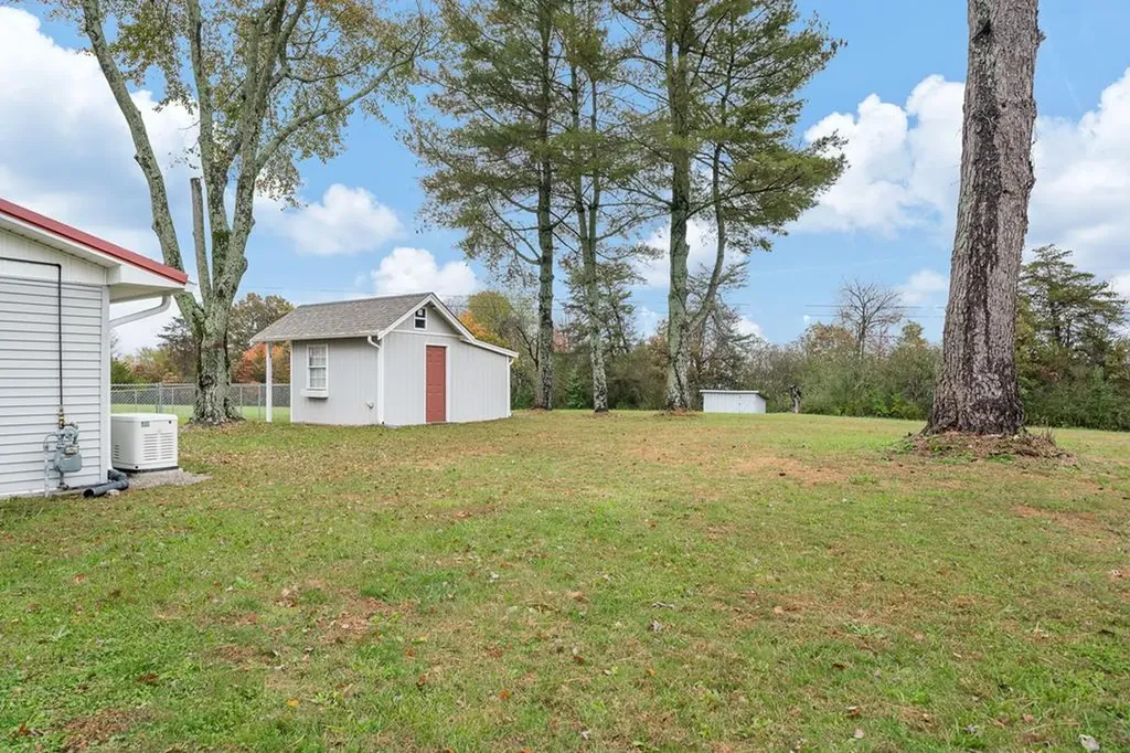 74 Farmer Road Crossville TN 38571