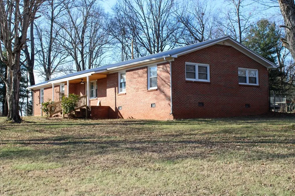 2633 Spencer Road Rock Island TN 38581