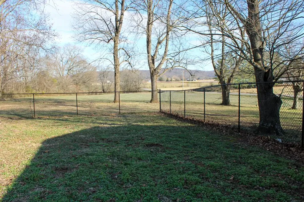 2633 Spencer Road Rock Island TN 38581