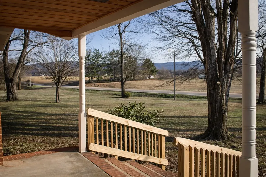 2633 Spencer Road Rock Island TN 38581