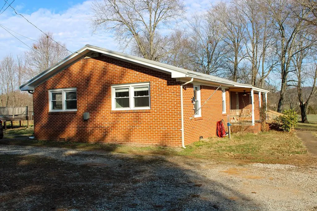 2633 Spencer Road Rock Island TN 38581