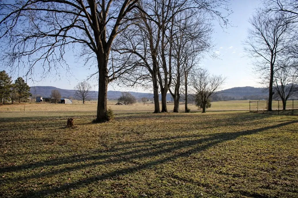 2633 Spencer Road Rock Island TN 38581