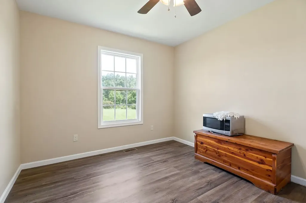 410 Old Elmore Road Crossville TN 38571