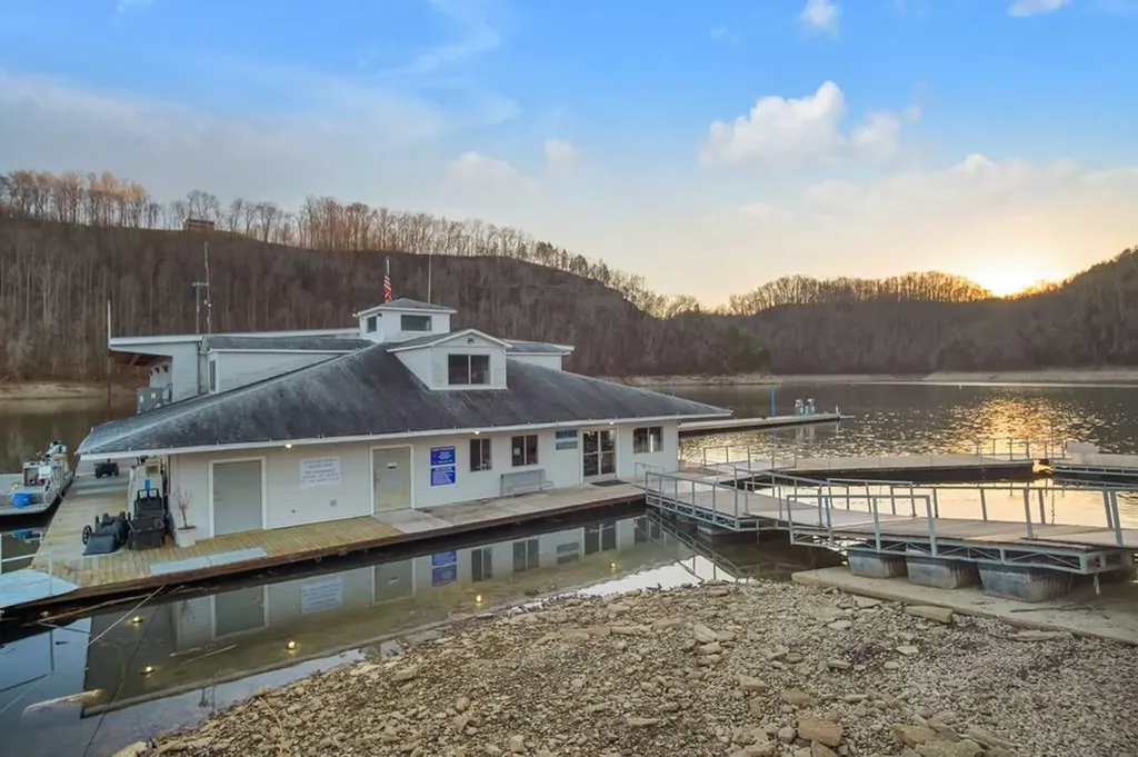 5425 Conifer Lane Cookeville TN 38506