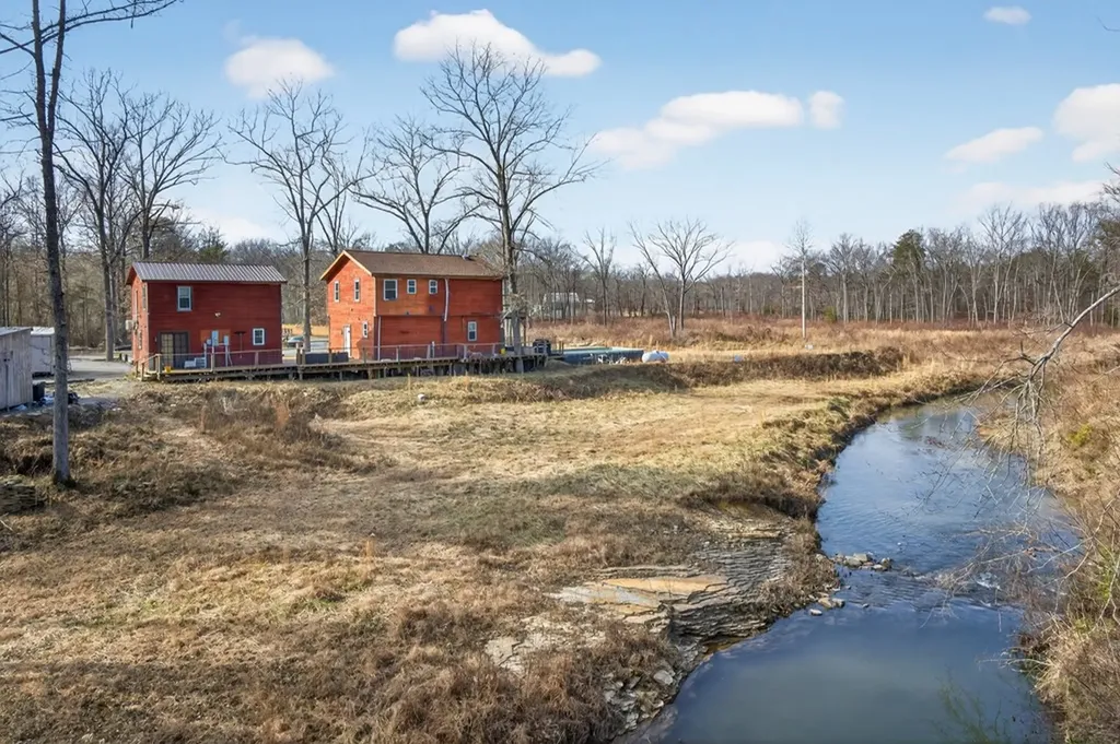 795 Pine Road Pikeville TN 37367