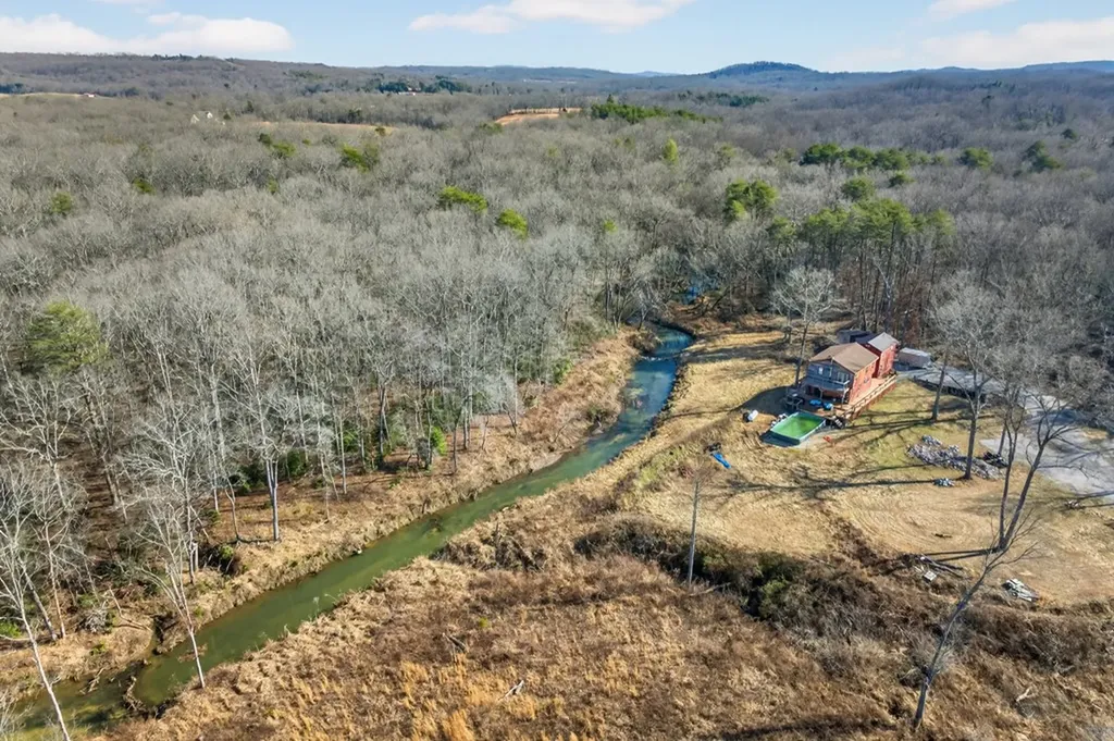 795 Pine Road Pikeville TN 37367