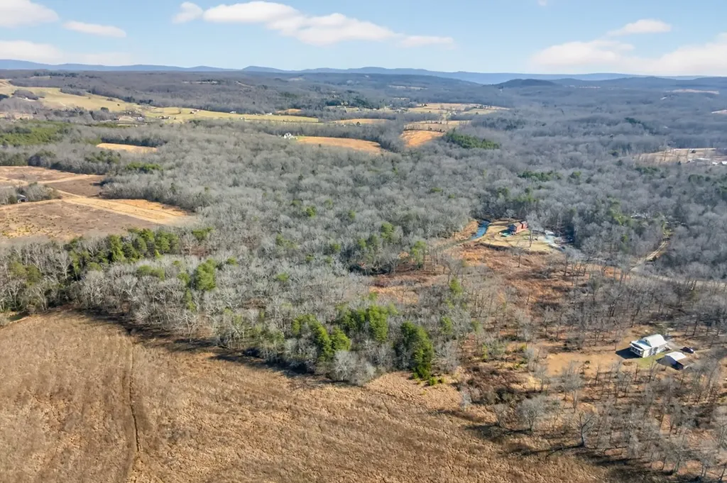 795 Pine Road Pikeville TN 37367